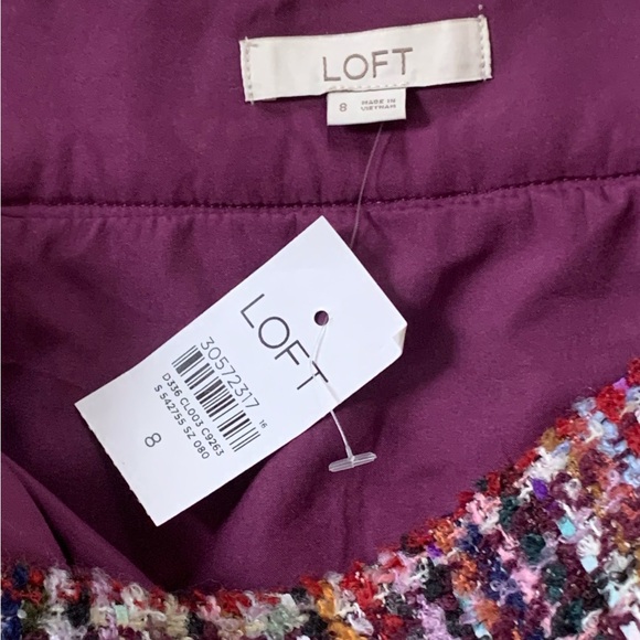 LOFT Classic Burgundy Multicolor Tweed Mini Skirt Size 8 NWT Gold Button - Picture 3 of 7